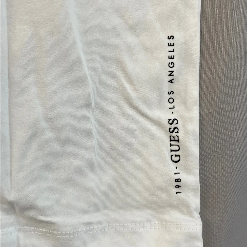 Guess Iridescent Triangle Logo T-Shirt White Rainbow Prism Graphic Tee - Picture 5 of 5